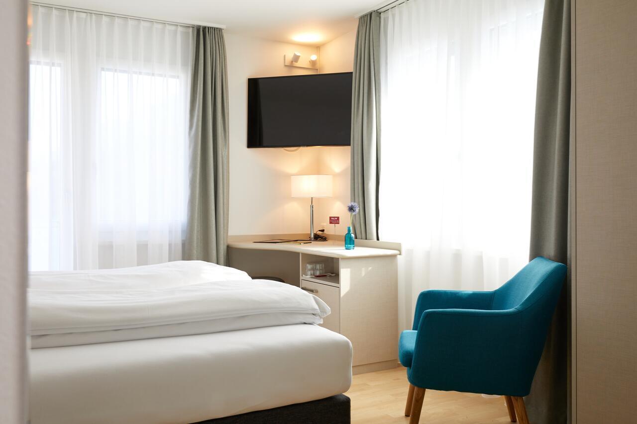 Hotel Schmid & Alfa Μπρούνεν Εξωτερικό φωτογραφία
